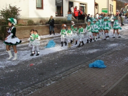 Um08